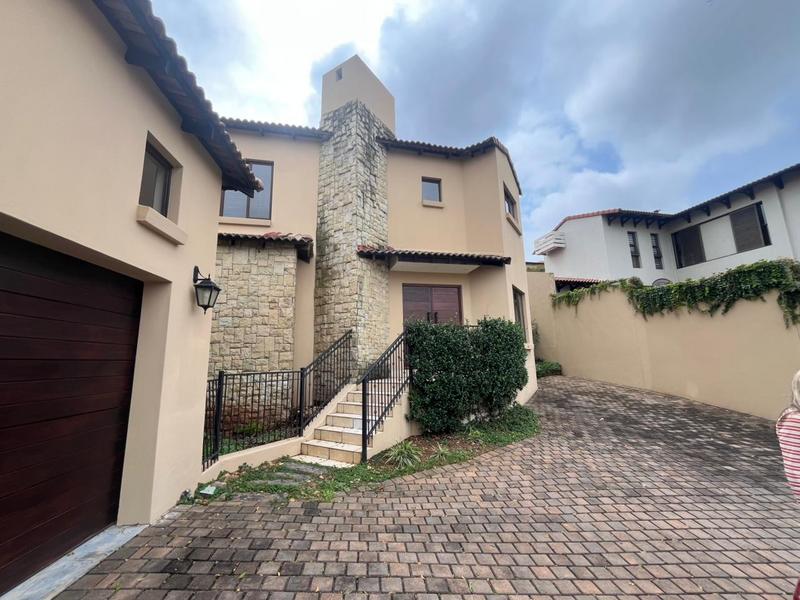 To Let 4 Bedroom Property for Rent in Waterkloof A H Gauteng