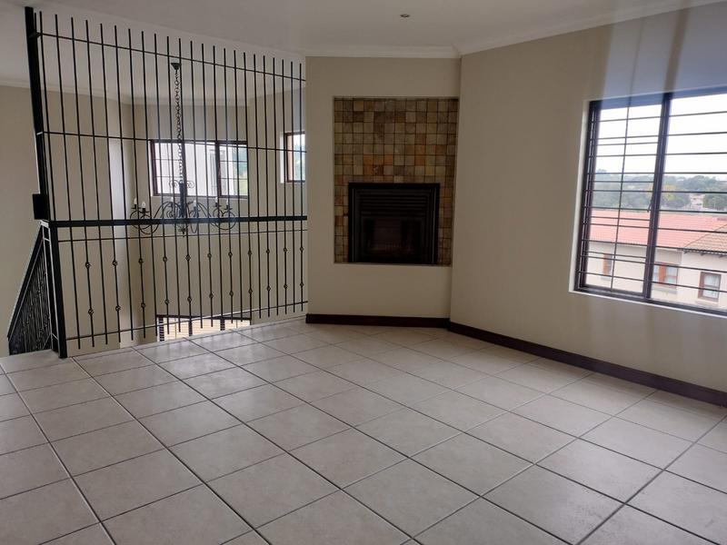 To Let 4 Bedroom Property for Rent in Waterkloof A H Gauteng