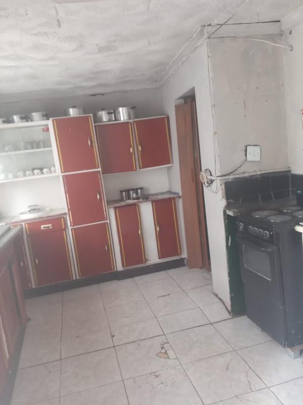 2 Bedroom Property for Sale in Dhlamini Gauteng