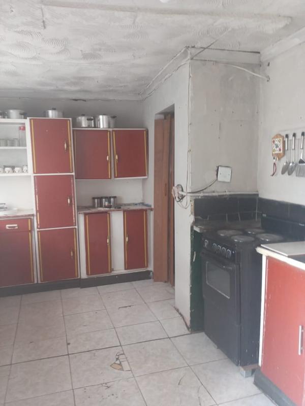 2 Bedroom Property for Sale in Dhlamini Gauteng