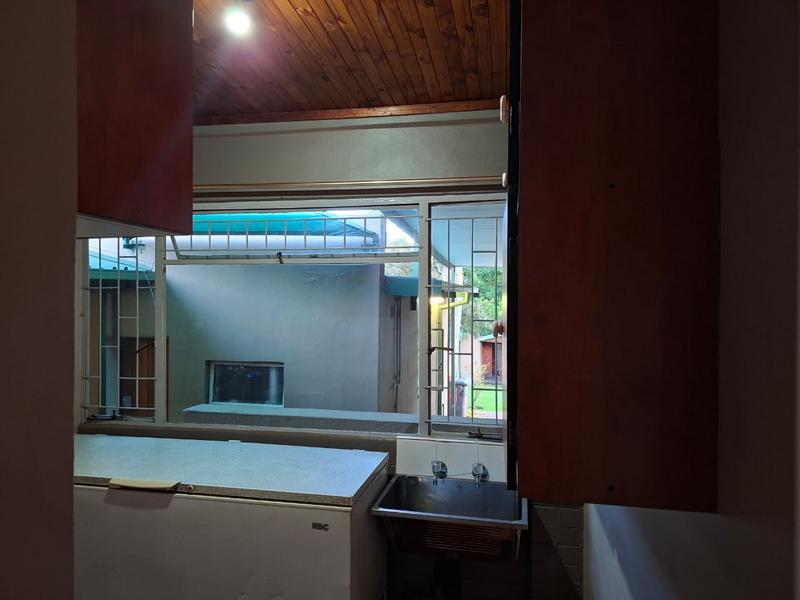 4 Bedroom Property for Sale in Mountain View Gauteng