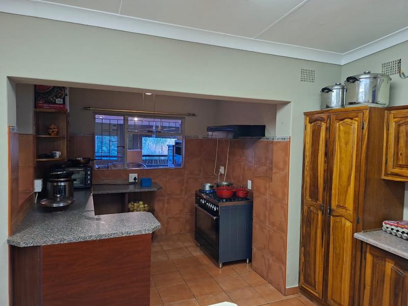 4 Bedroom Property for Sale in Mountain View Gauteng