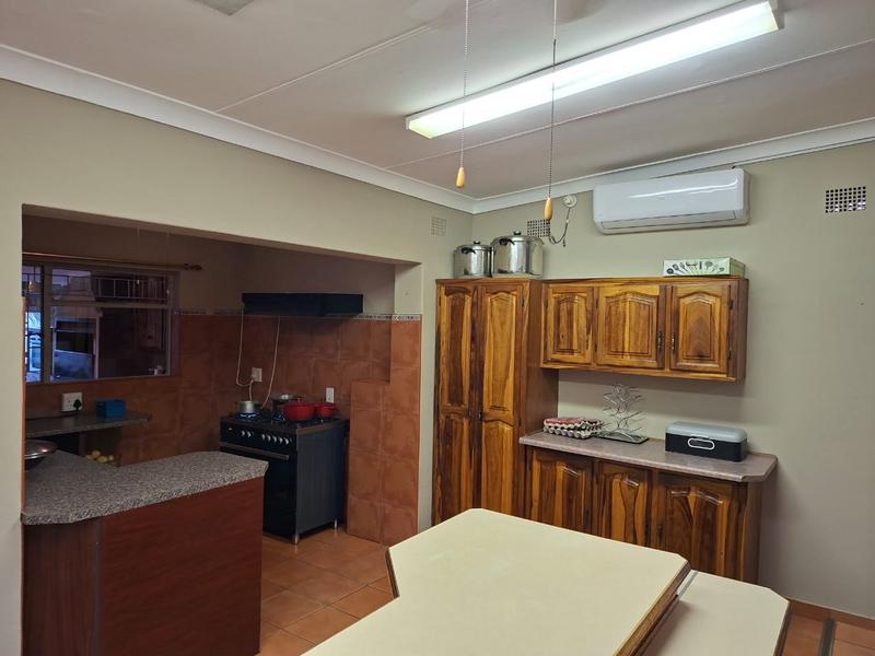 4 Bedroom Property for Sale in Mountain View Gauteng