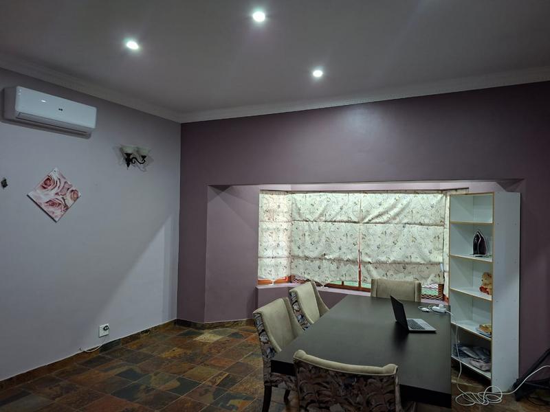 4 Bedroom Property for Sale in Mountain View Gauteng