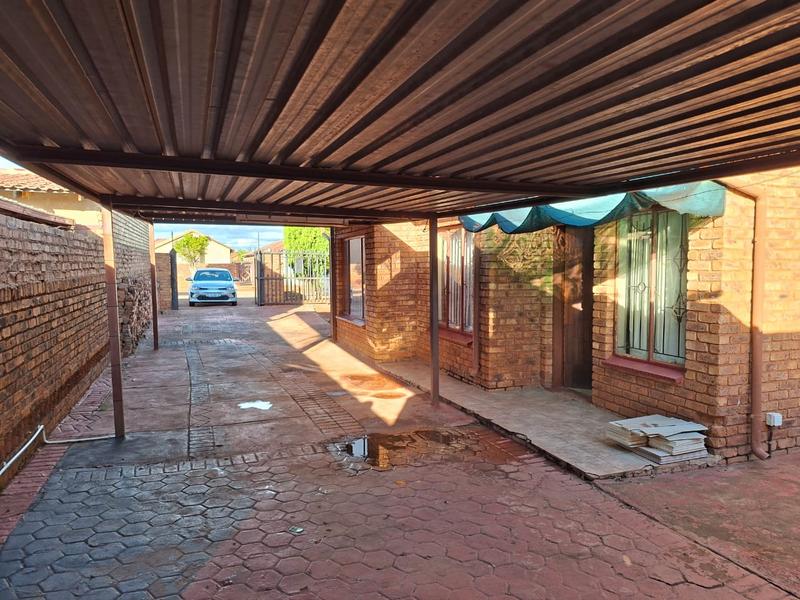 3 Bedroom Property for Sale in Soshanguve East Gauteng