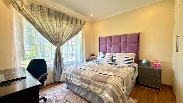 4 Bedroom Property for Sale in Brackenhurst Gauteng