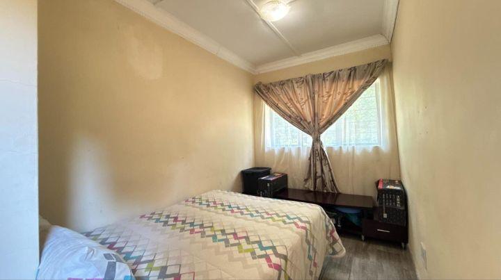 4 Bedroom Property for Sale in Brackenhurst Gauteng