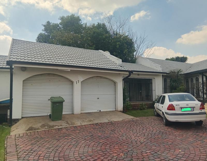 3 Bedroom Property for Sale in Verwoerdpark Gauteng
