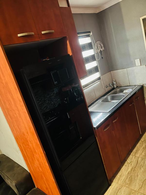 3 Bedroom Property for Sale in Windmill Park Gauteng