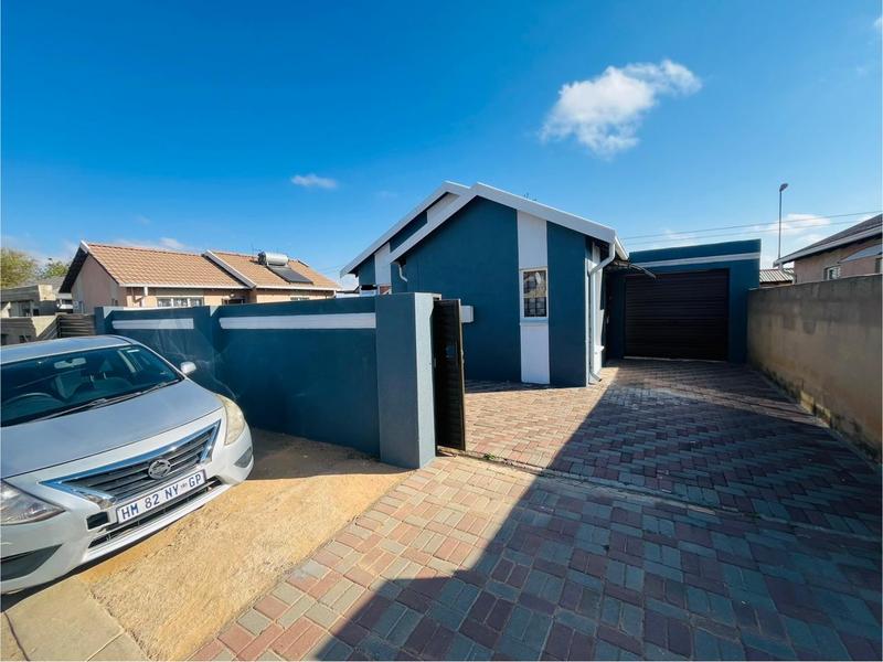3 Bedroom Property for Sale in Windmill Park Gauteng