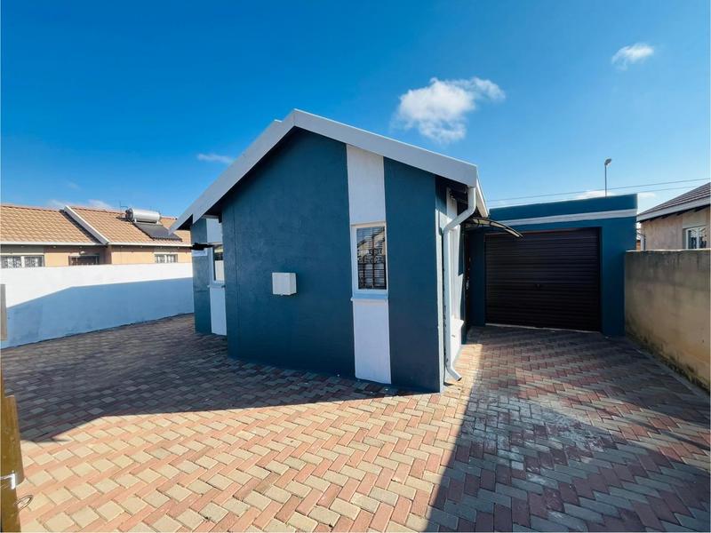 3 Bedroom Property for Sale in Windmill Park Gauteng
