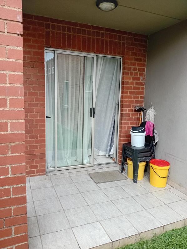 2 Bedroom Property for Sale in Esther Park Gauteng