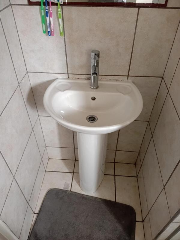 2 Bedroom Property for Sale in Esther Park Gauteng