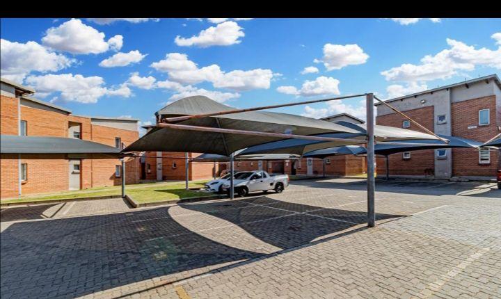 2 Bedroom Property for Sale in Esther Park Gauteng