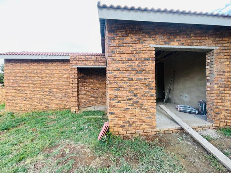 3 Bedroom Property for Sale in Dersley Gauteng
