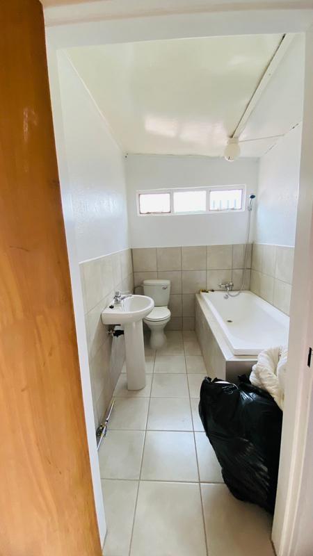 3 Bedroom Property for Sale in Bezuidenhout Valley Gauteng