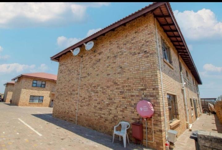 12 Bedroom Property for Sale in Lenasia South Gauteng