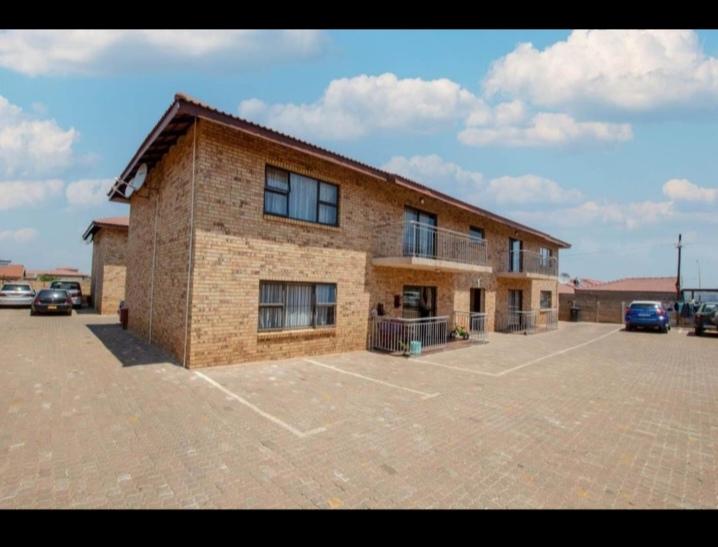 12 Bedroom Property for Sale in Lenasia South Gauteng