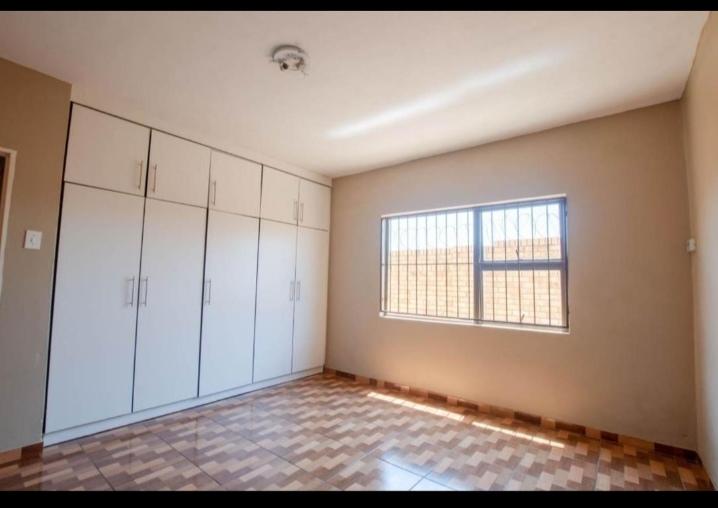 12 Bedroom Property for Sale in Lenasia South Gauteng