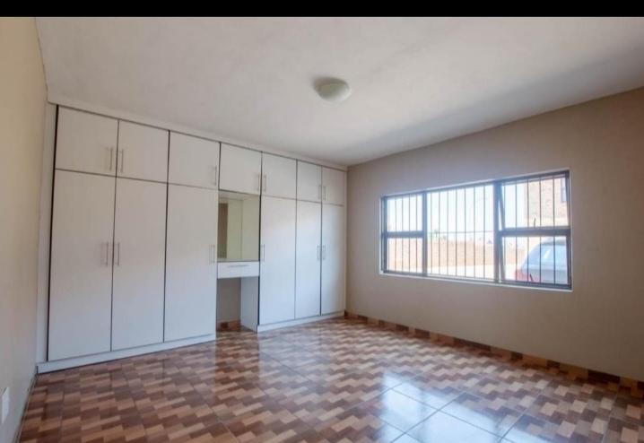 12 Bedroom Property for Sale in Lenasia South Gauteng