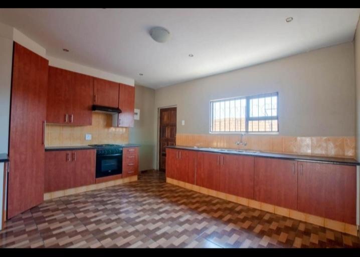 12 Bedroom Property for Sale in Lenasia South Gauteng