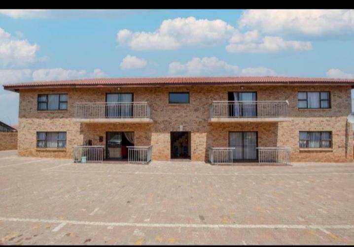 12 Bedroom Property for Sale in Lenasia South Gauteng