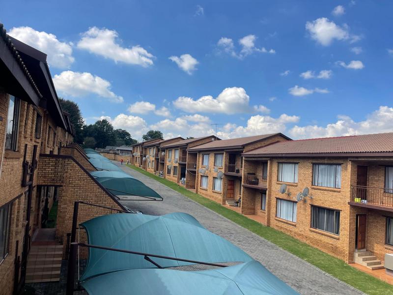 2 Bedroom Property for Sale in Meredale Gauteng
