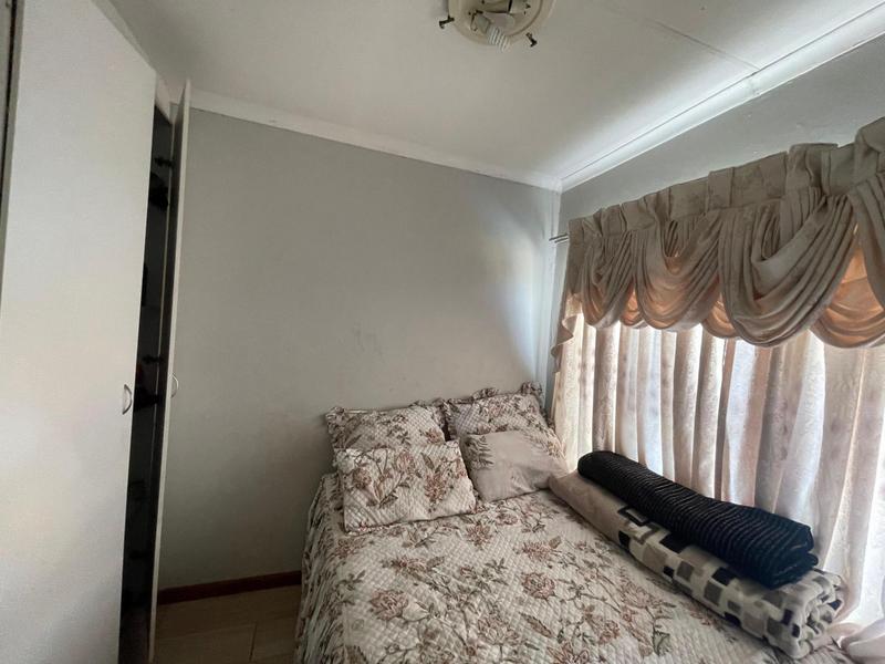 2 Bedroom Property for Sale in Meredale Gauteng