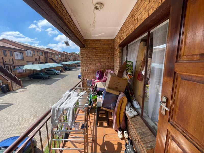 2 Bedroom Property for Sale in Meredale Gauteng