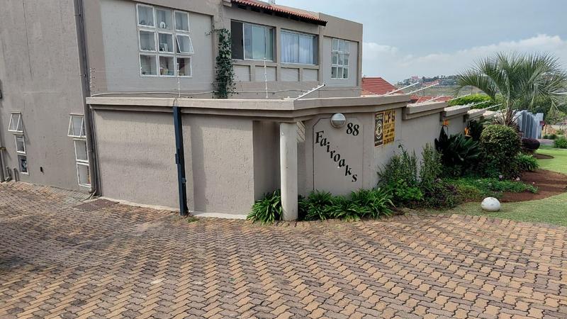 2 Bedroom Property for Sale in Oakdene Gauteng