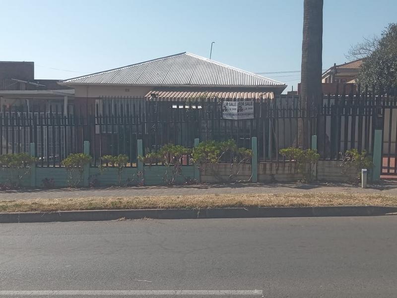 2 Bedroom Property for Sale in Rosettenville Gauteng