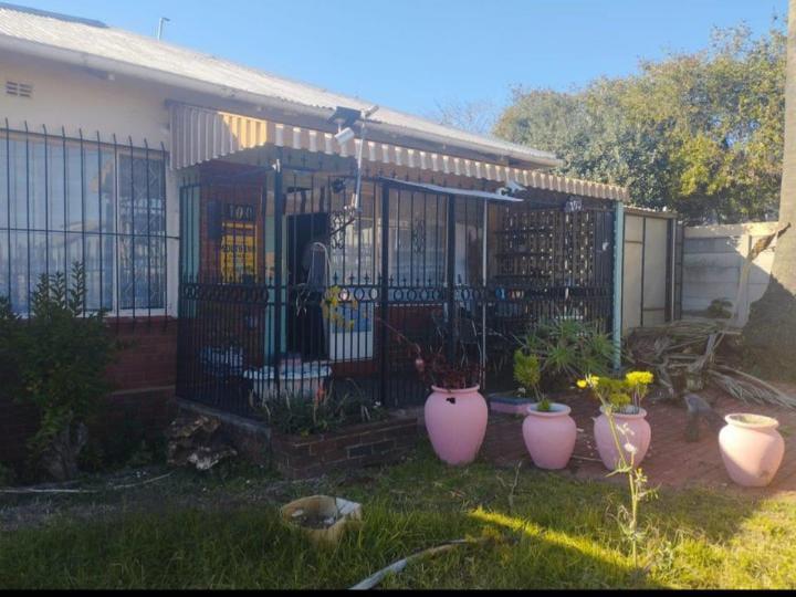 2 Bedroom Property for Sale in Rosettenville Gauteng