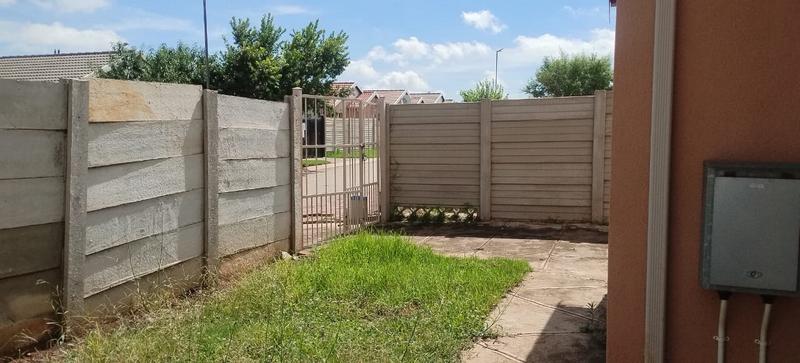 2 Bedroom Property for Sale in Sky City Gauteng