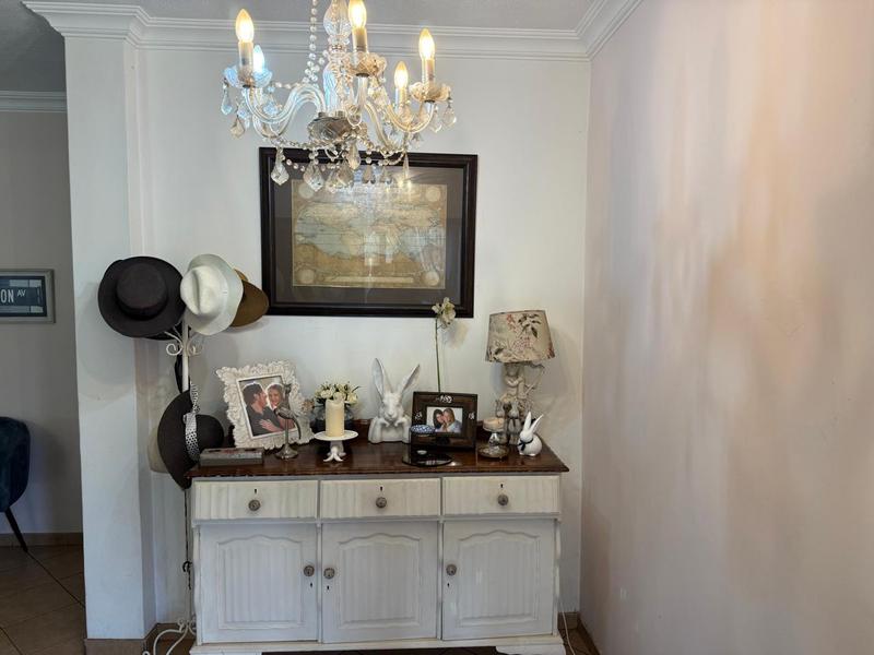 3 Bedroom Property for Sale in Raslouw Manor Gauteng