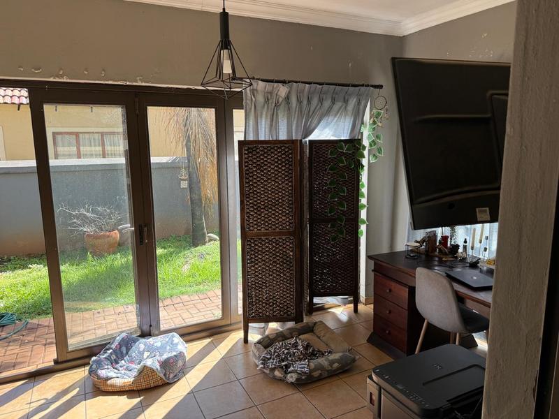 3 Bedroom Property for Sale in Raslouw Manor Gauteng