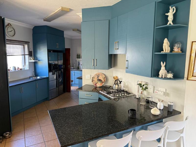 3 Bedroom Property for Sale in Raslouw Manor Gauteng