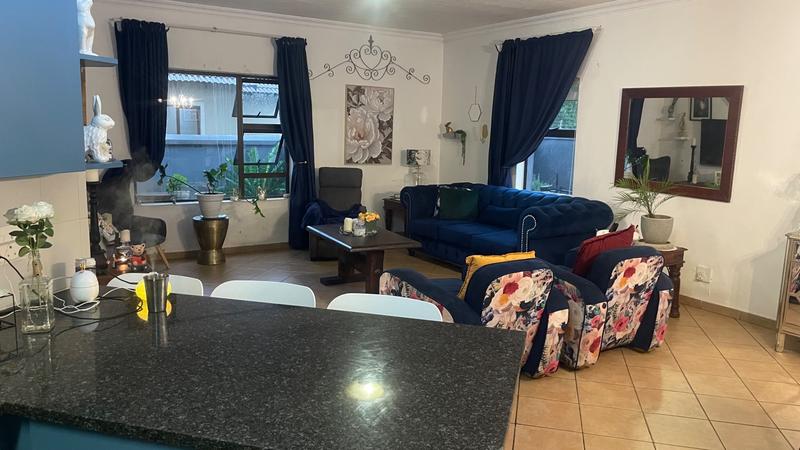 3 Bedroom Property for Sale in Raslouw Manor Gauteng