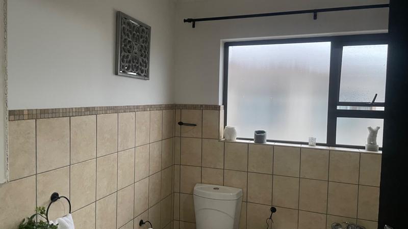 3 Bedroom Property for Sale in Raslouw Manor Gauteng
