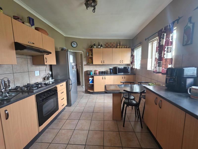 4 Bedroom Property for Sale in Elspark Gauteng