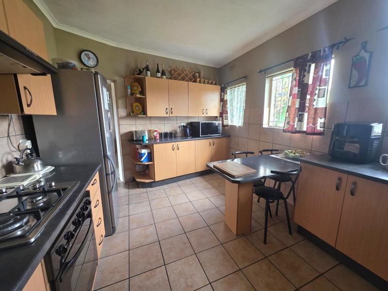 4 Bedroom Property for Sale in Elspark Gauteng