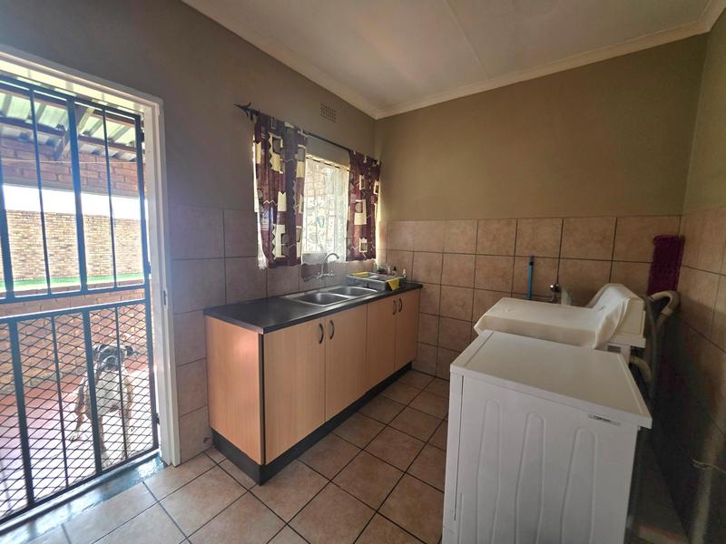4 Bedroom Property for Sale in Elspark Gauteng