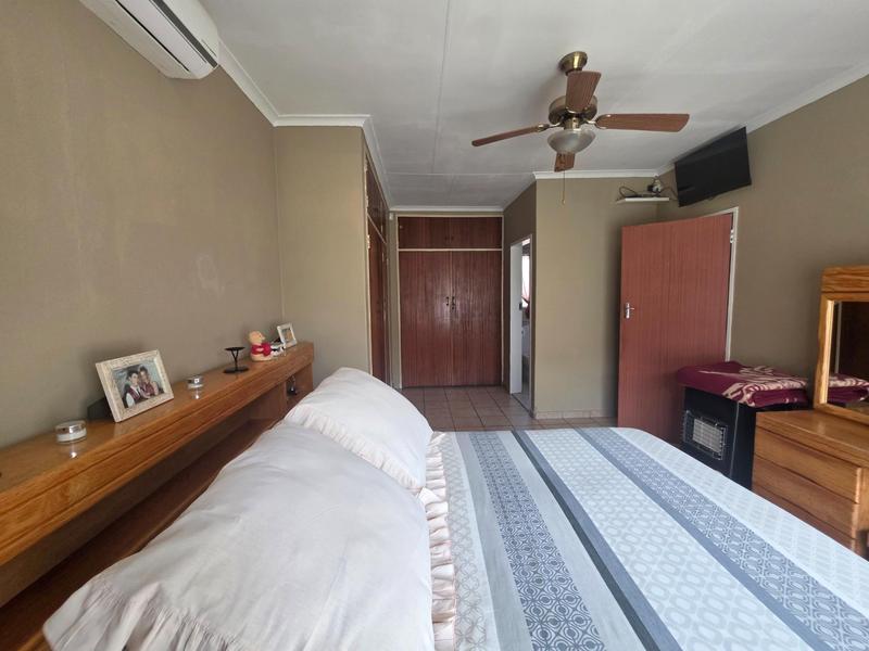 4 Bedroom Property for Sale in Elspark Gauteng