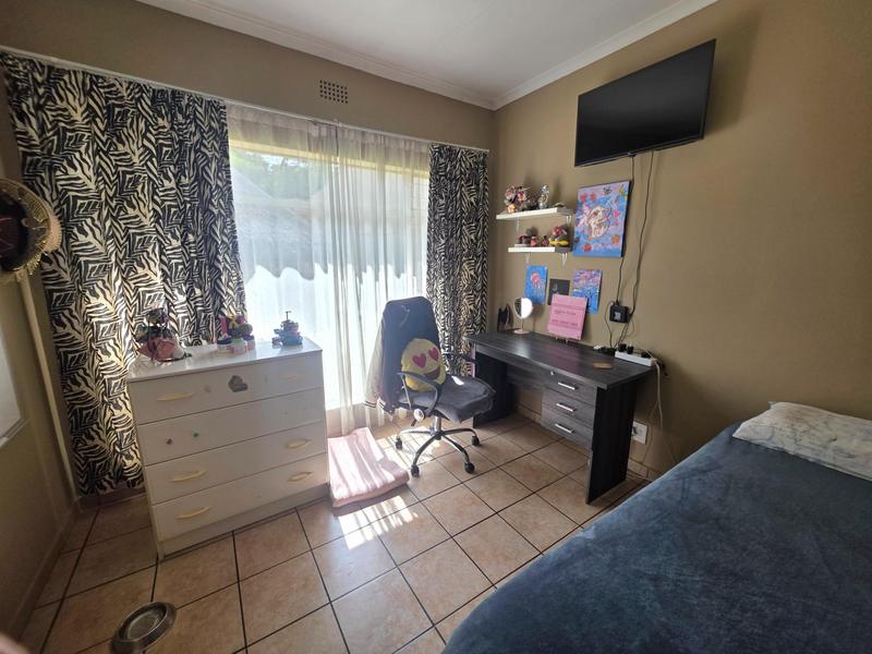 4 Bedroom Property for Sale in Elspark Gauteng