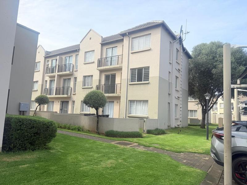 2 Bedroom Property for Sale in Klippoortjie Gauteng