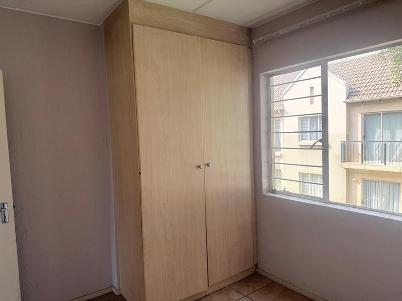 2 Bedroom Property for Sale in Klippoortjie Gauteng