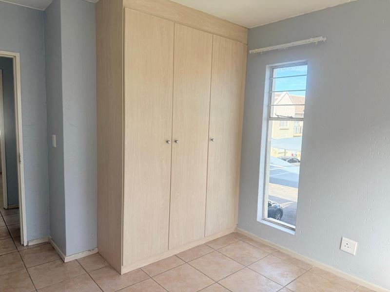 2 Bedroom Property for Sale in Klippoortjie Gauteng