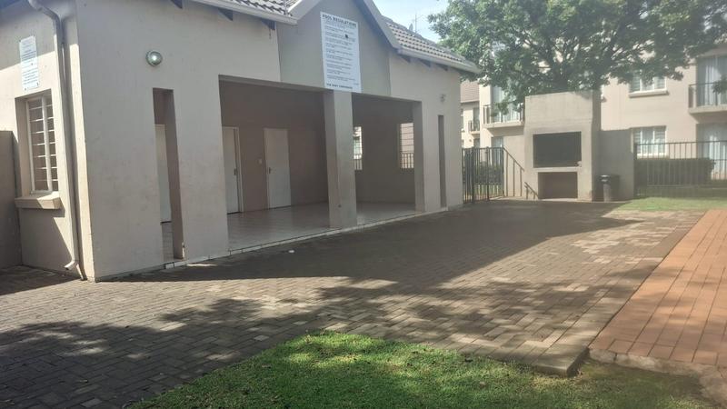 2 Bedroom Property for Sale in Klippoortjie Gauteng
