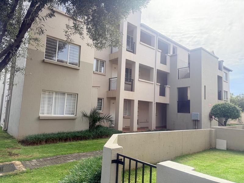 2 Bedroom Property for Sale in Klippoortjie Gauteng