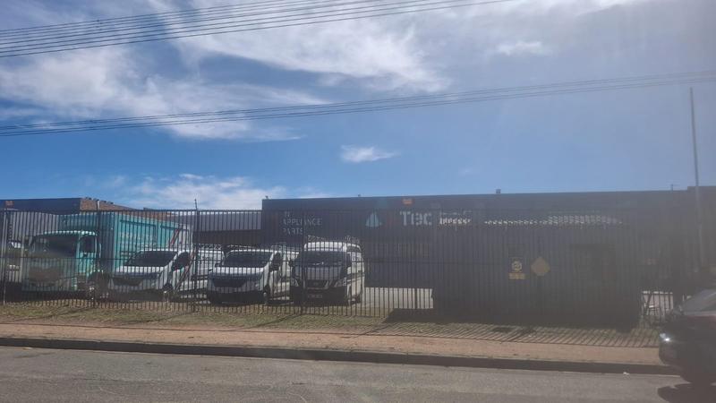 To Let Commercial Property for Rent in Tulisa Park Gauteng