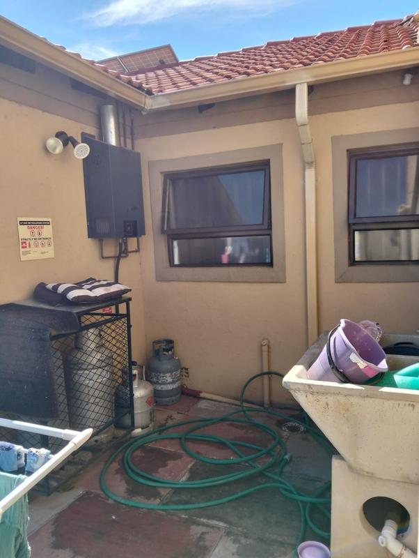 7 Bedroom Property for Sale in Norkem Park Gauteng